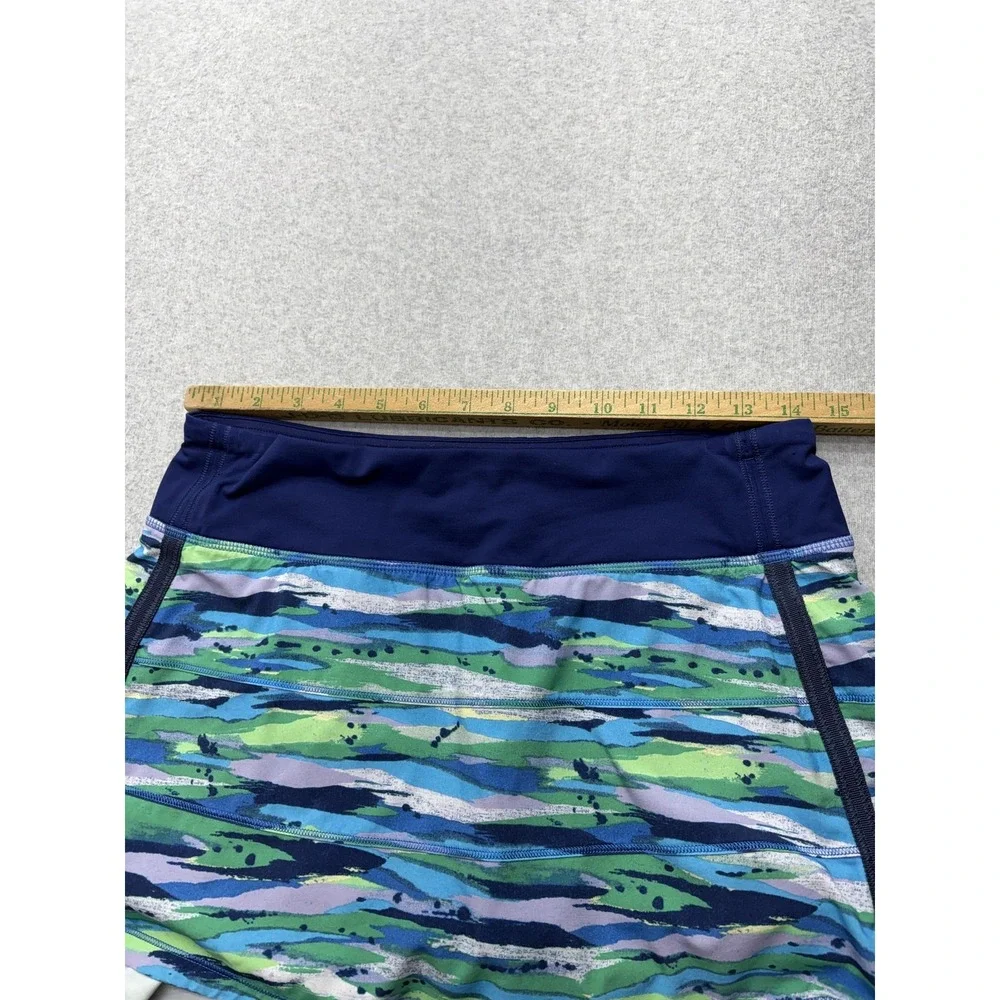 Lululemon Womens Skort Size 6 Multicolor Blue Green Abstract‎ Stripe Shorts